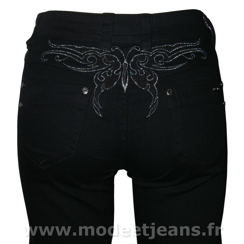 Pantacourt noir femme tribal taille normale Pantacourt noir pas cher