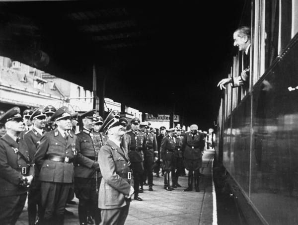 rencontre hitler franco hendaye