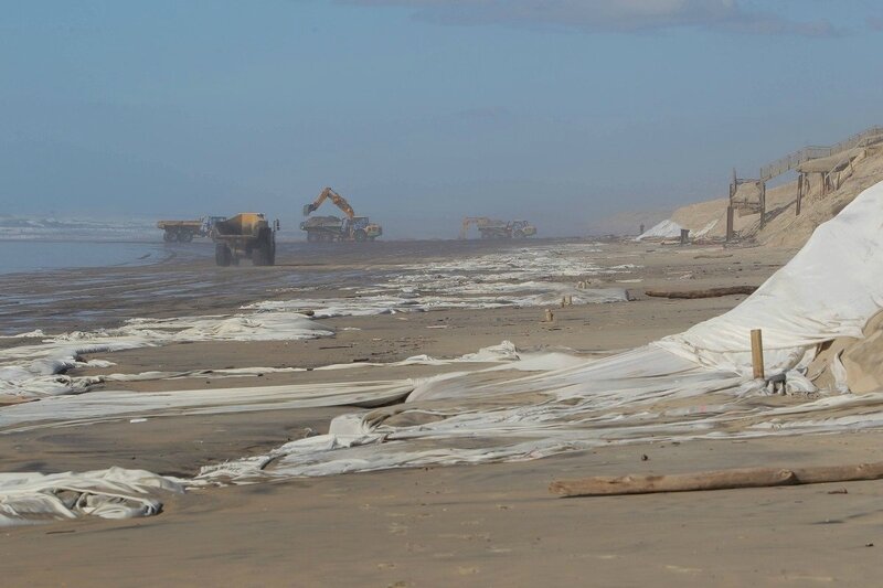 a-biscarrosse-l-acces-a-la-plage-centrale-est-interdite-01-avril-2015-cinq
