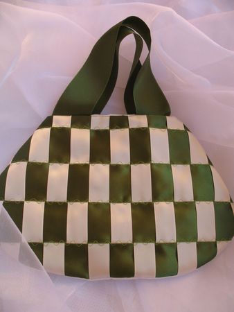 sacs-a-main-sac-a-main-green-1592580-lessecretsdalenreen-6c150_big