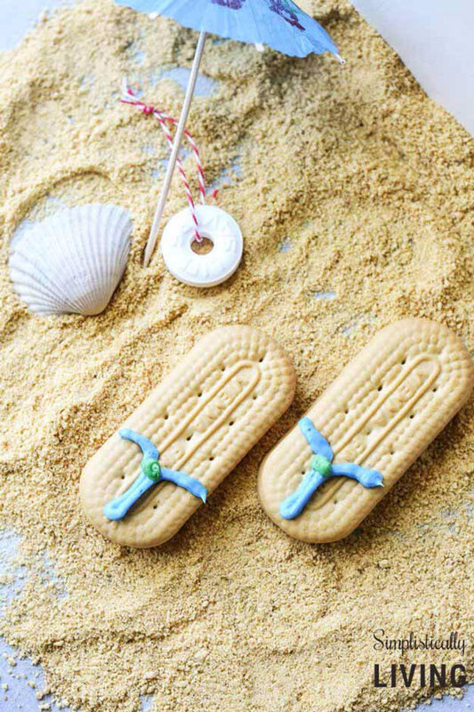 Amazing-DIY-Beach-Party-Ideas-Beachy-Flip-Flop-Cookies