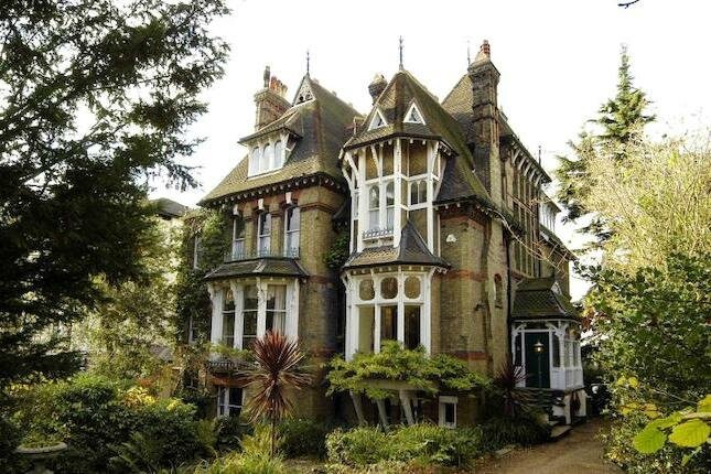 LA MAISON VICTORIENNE