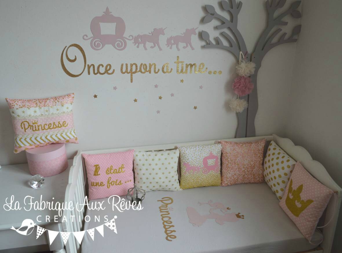 Décoration chambre bébé contes de fée princesse album photos ...