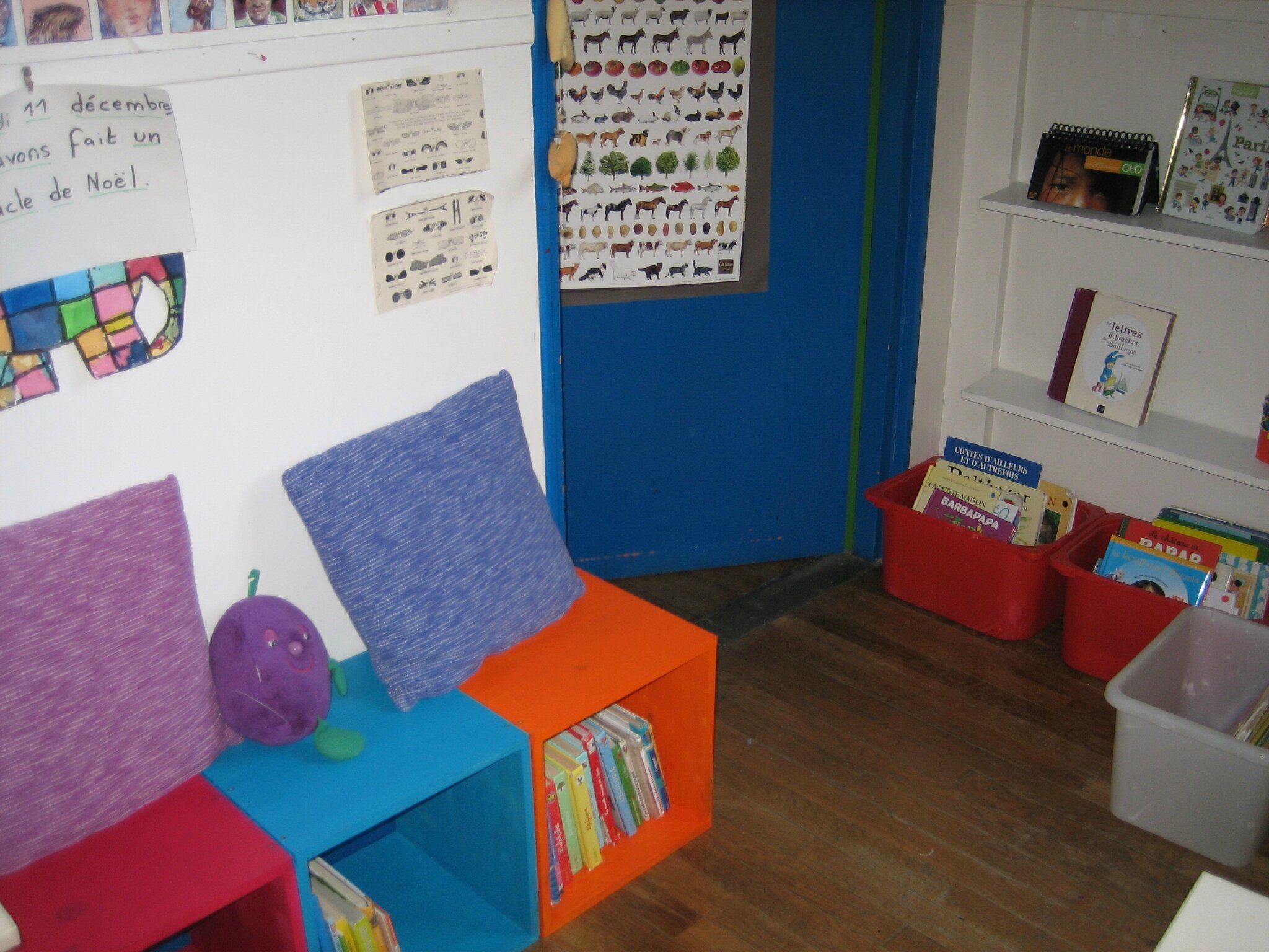 Banquette gain de place tranches de quatre quarts
