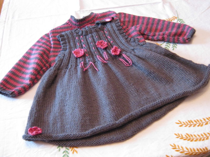 tricoter une robe layette
