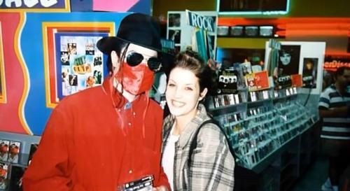 Un jour dans la vie de Michael Jackson - Page 2 85546804