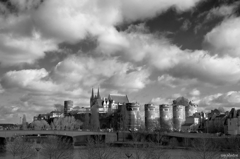 chateau 2