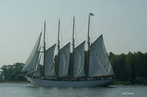 971145_10151651693226273_1951776885_n armada 3