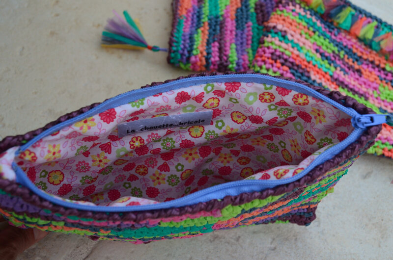 Trousse en sacs plastique(s) recycles-crochet- récup-recyclage- DIY-La chouette bricole (4)
