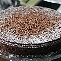 Le gâteau au chocolat ultra facile de katie