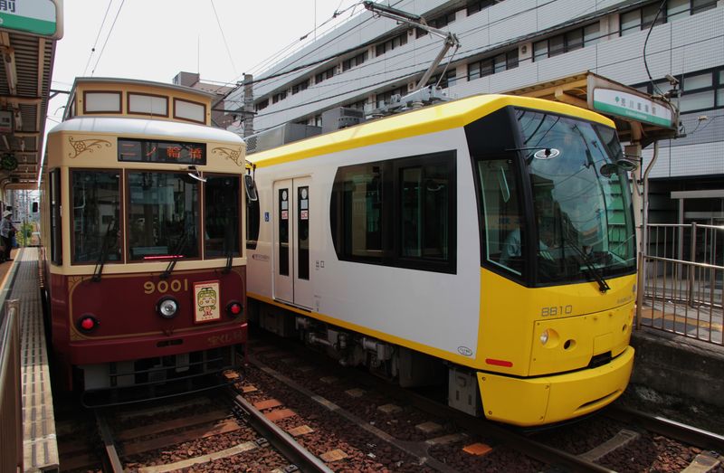 Toden 9000 (9001形) & 8800 (8810形)