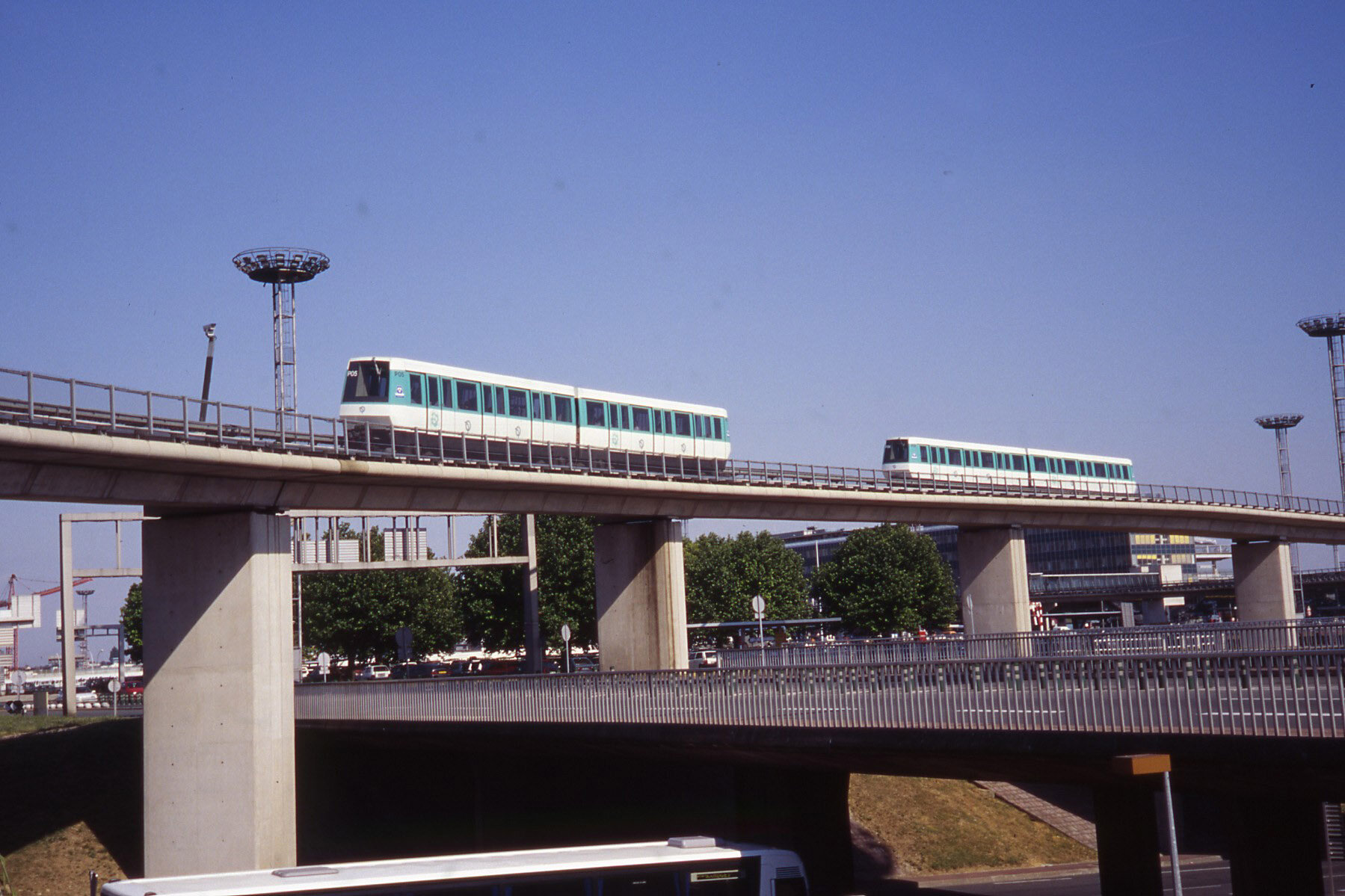 Neoval sur piste © Lohr