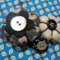 Broches