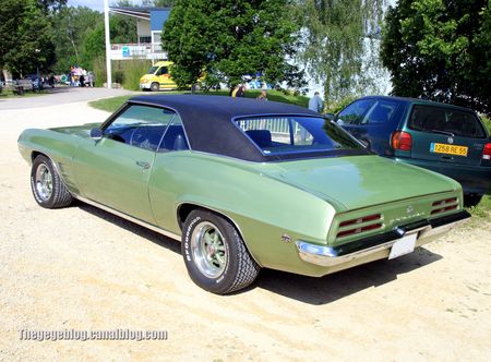 Pontiac firebird hardtop coupé de 1969 (Retro Meus Auto Madine 2012) 02