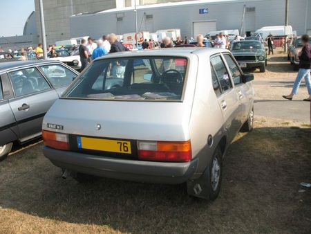 Renault14TLar