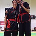PODIUM ASSIA et LISE : 1eres et 2eme Nanquan et Sabre