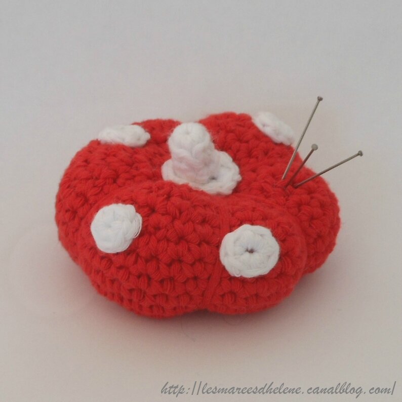 Pique-aiguille rouge - Crochet 2014