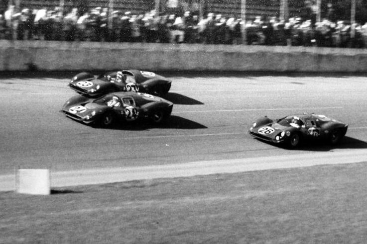 1967-Daytona-412 P_330 P 4_330 P3 4-arrivee-00a