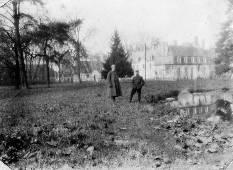 Album R. Verney p.110 droite