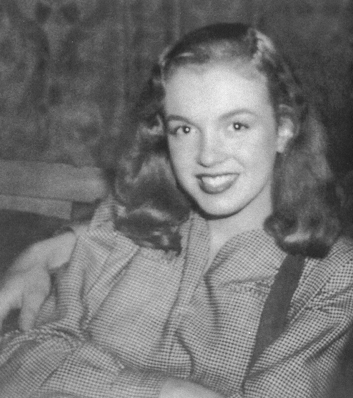 1946-santa_monica-Tommy_Dorsey_s_Casino_Gardens-norma_jeane-2
