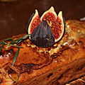 Cake d'automne figue, noix, chevre, jambon et estragon