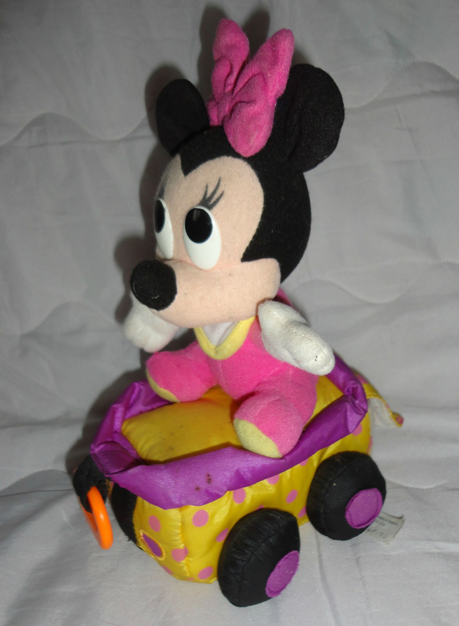 Minnie Mouse Peluche Bebe Voiture Photo De X04x Collection Minnie Mouse Bebes L Univers De Daizie