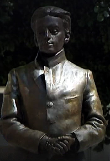 Léon Turlin statue