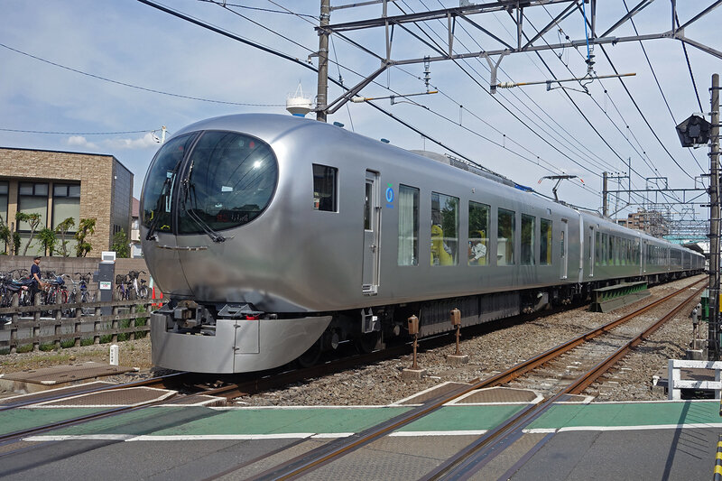 Seibu 001 Laview 2