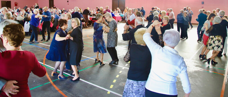 FOYER BANQUET 3e ÂGE 2019 danseurs