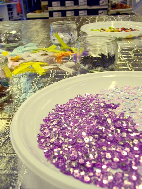 paillettes-sequins-noeuds-customisation-chaussures