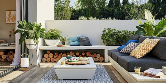 une-terrasse-peut-devenir-une-piece-de-la-maison-a-elle_4461871_540x271p