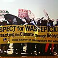 Rassemblement des biffines sans place à l'occasion du 1er mars journée mondiale des recycleurs