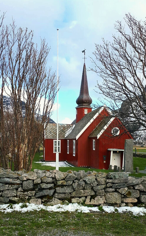 Flakstad kirke (église paroissiale)