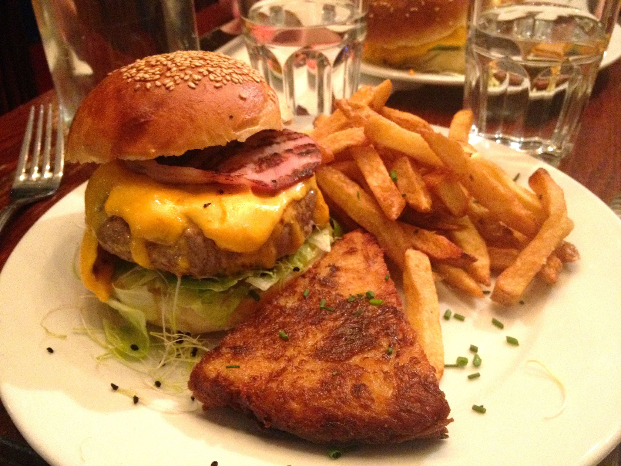 Meilleur burger de Paris le H.A.N.D. en bonne place