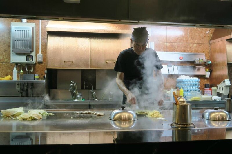 16-05-15_12_Hiroshima_okonomiyaki_1