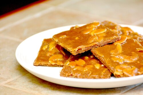 Recette : Biscuits au chocolat et aux noix - Josée di Stasio