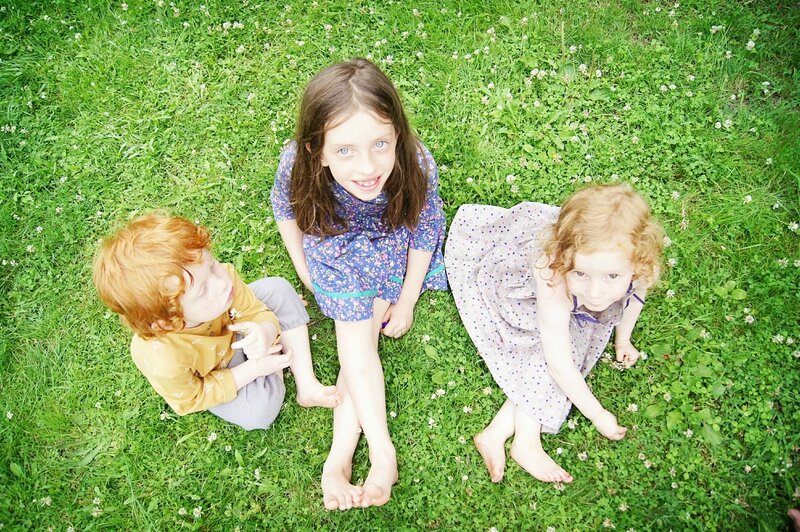 Sortie du livre de patrons Vêtements pour enfants par Minabulle extrait Sortie du livre de patrons Vêtements pour enfants par Minabulle extrait