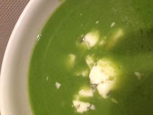 soupe brocolis bleu