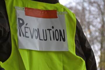 mouvement-gilets-jaunes-revolution-revolte-epuise-fini