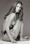 04_kate_moss2_550889184_north_545x