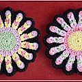 Swap rond: 2 maniques-potholders au crochet
