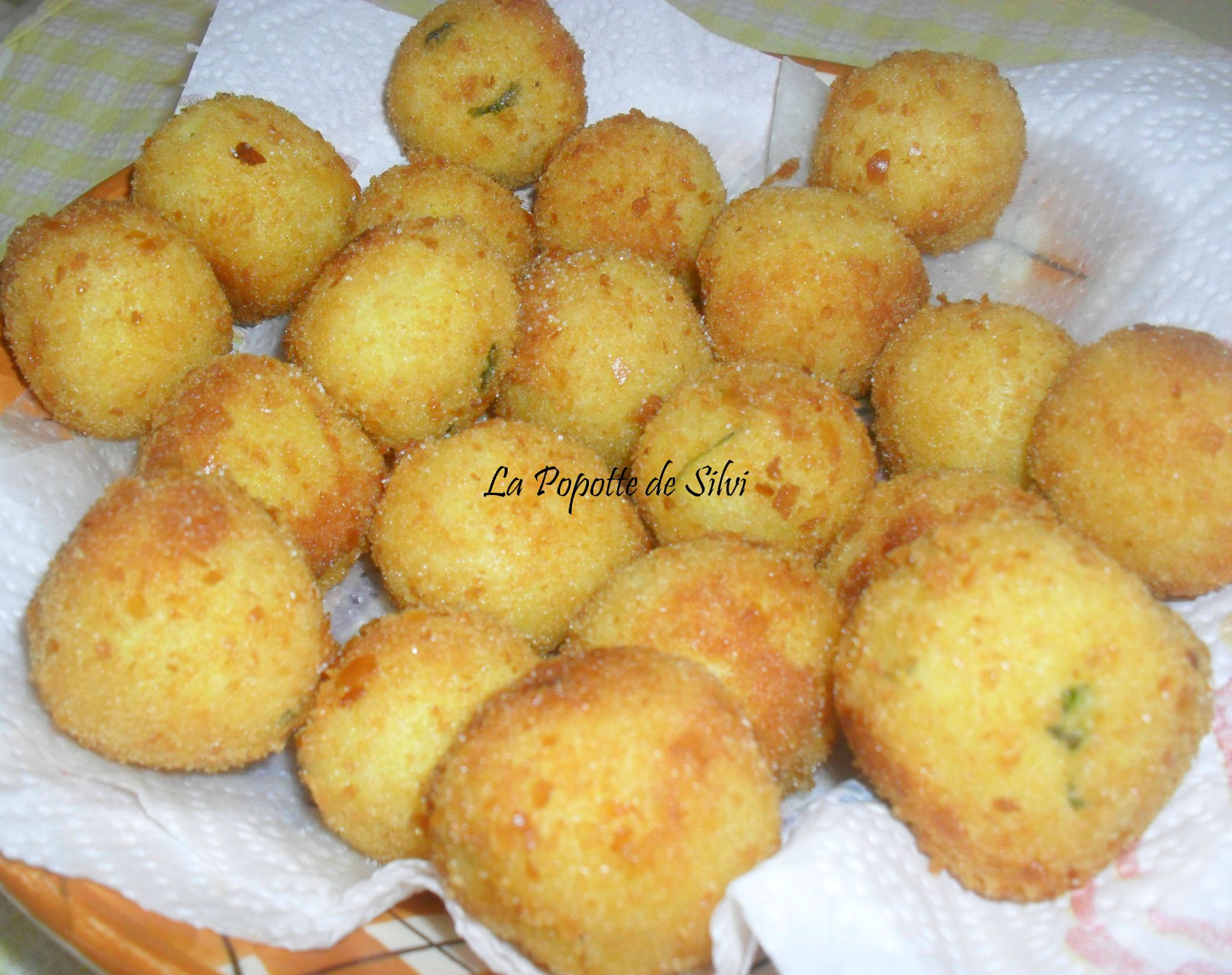 Boulettes De Riz Panees Et Farcies Au Kiri La Popotte De Silvi