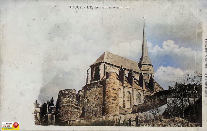 Toucy-Eglise couleur