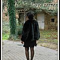 Veste en fausse fourrure noire