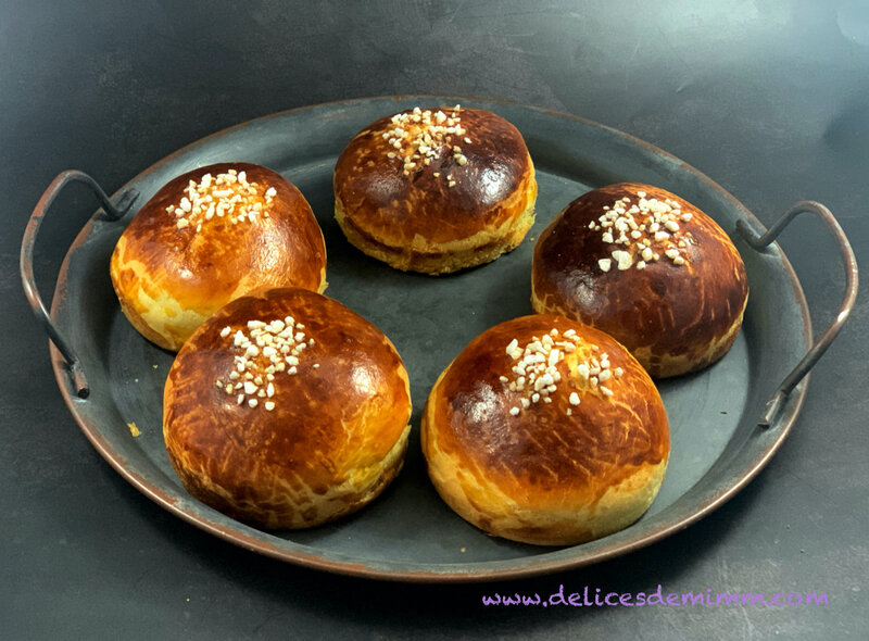 Petites brioches au sucre 2