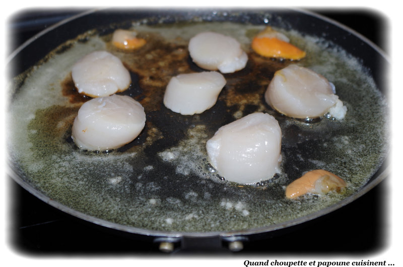 Saint-jacques poêlées fraîches et fondue de poireaux vanillée-3885