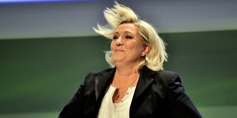 Marine-Le-Pen-a-l-impression-de-se-lire-quand-elle-entend-Manuel-Valls-parler-d-islam