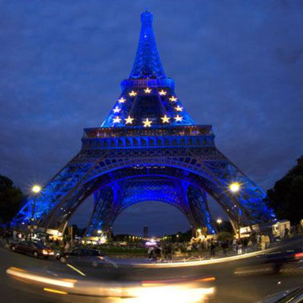 TOUR EIFFEL UE