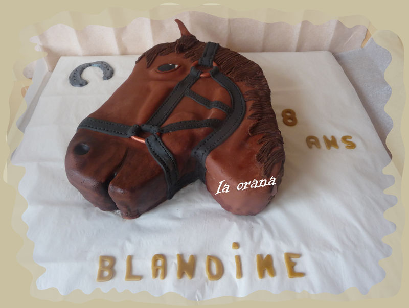 Gateau Tete De Cheval Horse Head Cake Mes Petits Gateaux Rigolos