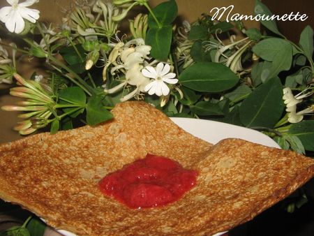 confiture_de_fraises_maison_aux_cr_pes_bretonnes_008